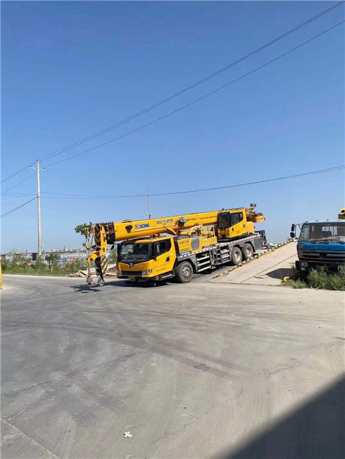 上城区吊车作业时，可能会产生哪些额外收费项目？